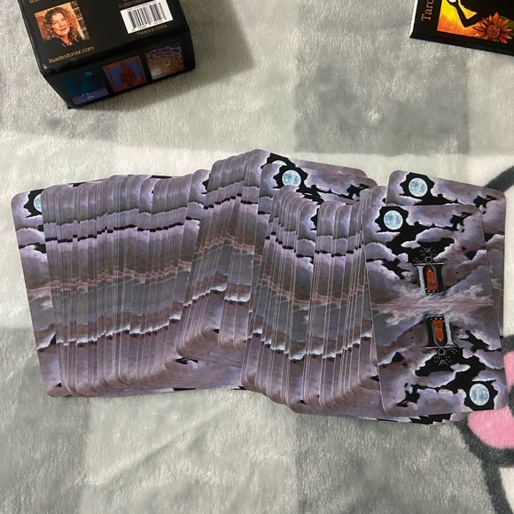 Tarot St De Croix by Lisa De St Croix- Borderless version - Picture 6 of 8